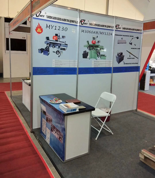 科銳達(dá)機(jī)床展位