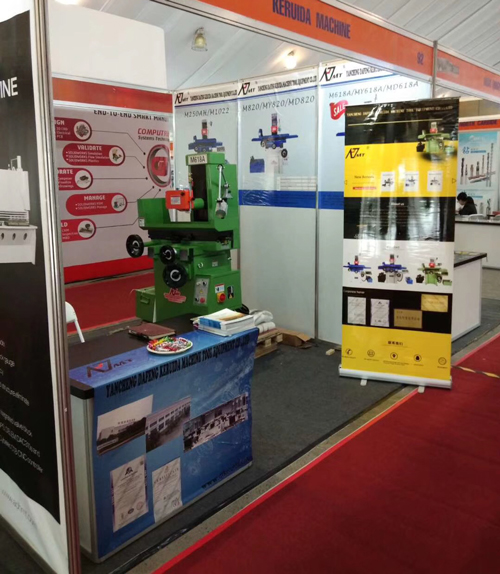 科銳達(dá)機(jī)床展位