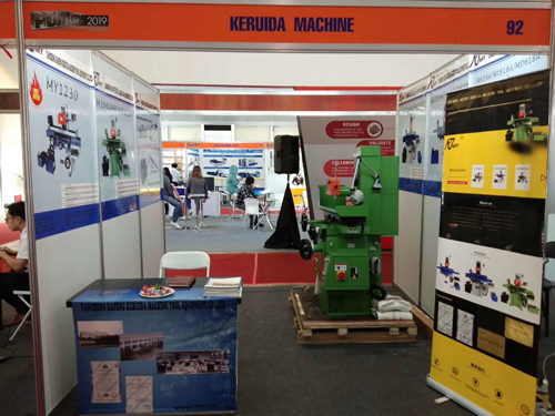 科銳達(dá)機(jī)床展位